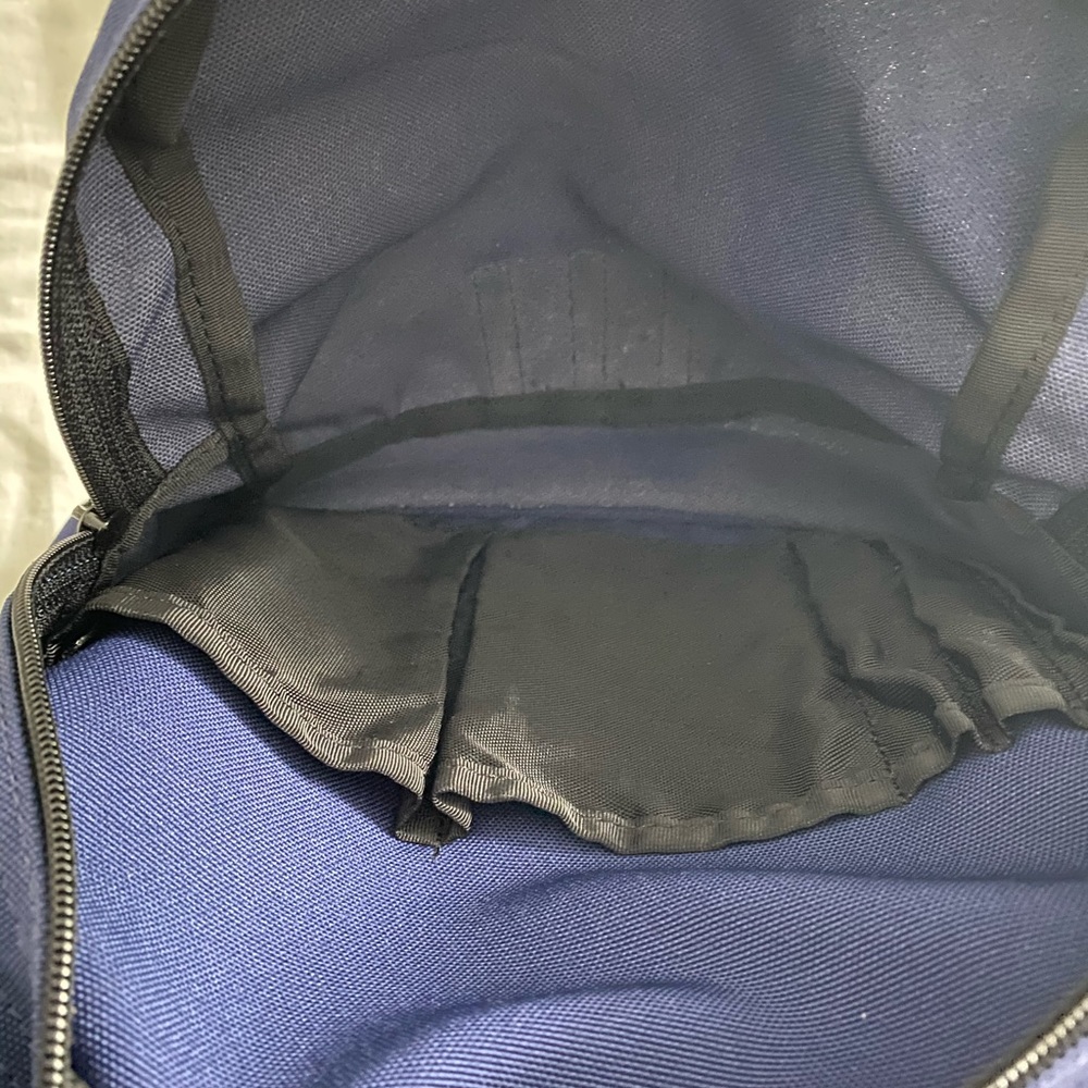 Adidas backpack - Picture 10 of 16